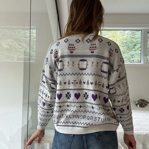 Vintage alphabet White and Purple Patterned Sweater teacher small - Picture 3 of 12